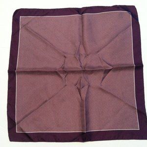 HUGO BOSS MENS NEW PURPLE 100%SILK POCKET SQUARE SIZE: 13" X 13"  MADE IN ITALY